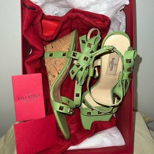 Valentino Rockstud Wedge Strappy Sandles in “Apple” Green-Mint Conditon! Sz 7.5
